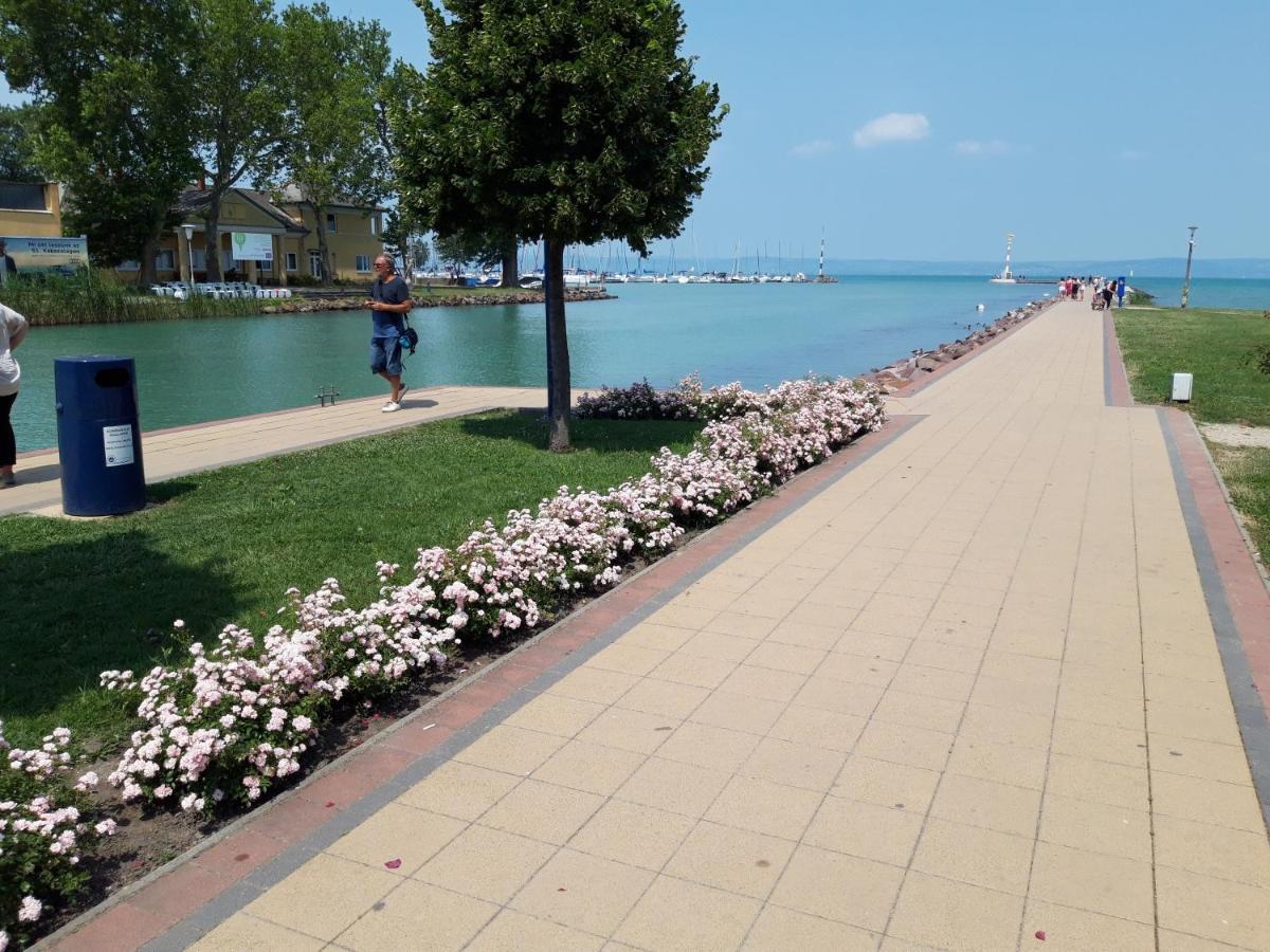 Kr Apartman Шиофок Экстерьер фото
